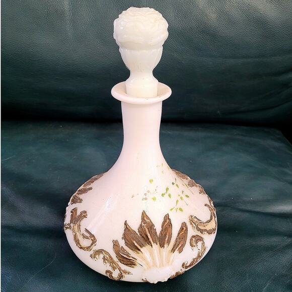 Victorian Milk Glass Perfume Bottle – Romantic Vintage Vanity Collectible - Picture 8 of 9